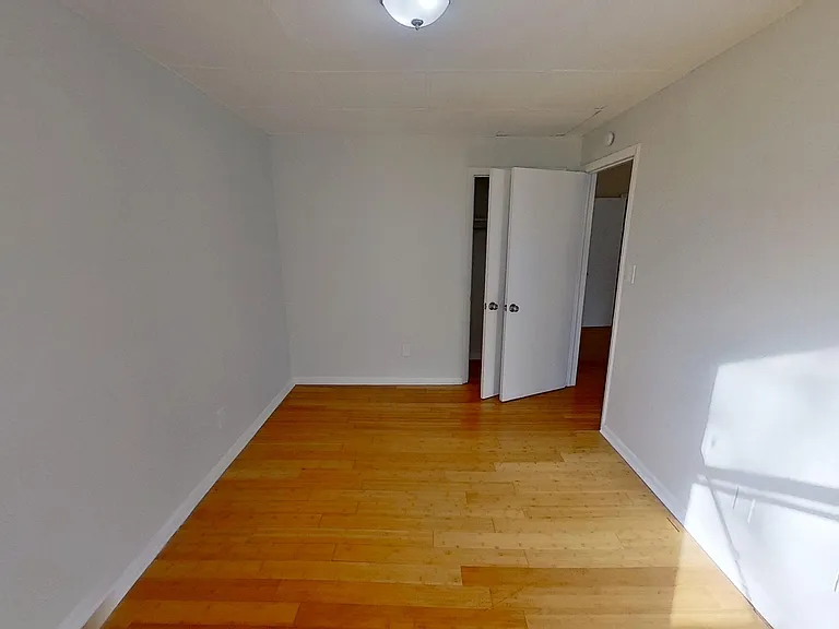 420 Delaware Ave — Photo 21