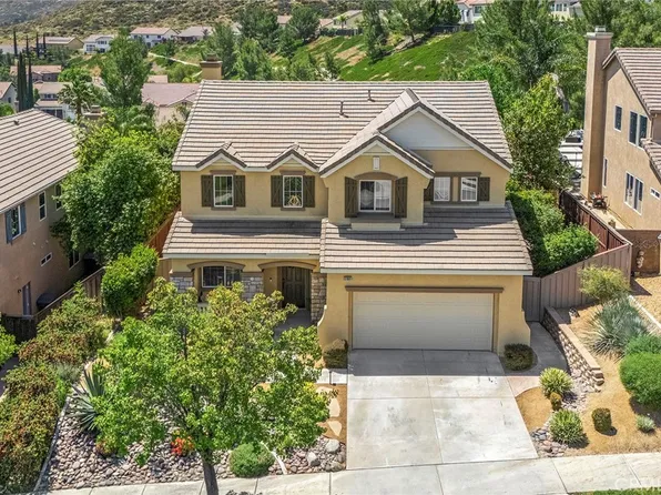 31881 Cedarhill Ln, Lake Elsinore, CA 92532
