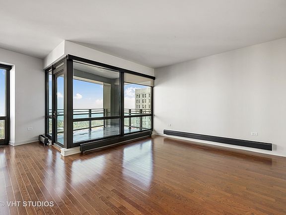 5th image of 130 N Garland Ct APT 2111