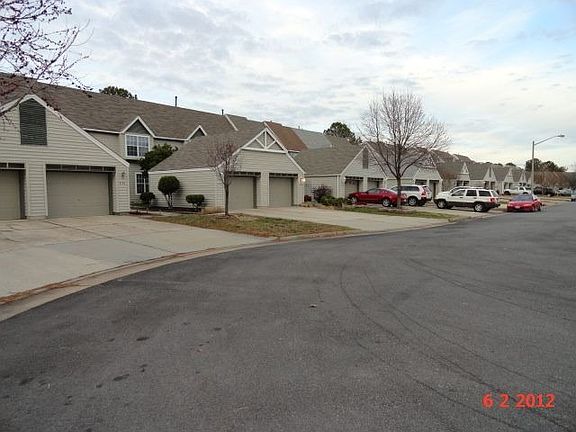 2nd image of 5145 Glenwood Way