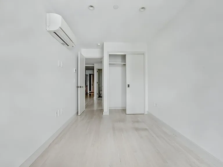 152 2nd Ave #2F — Photo 6
