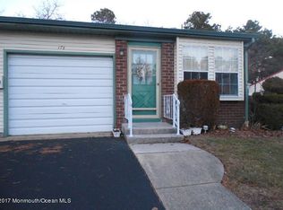 17B Maplewood Dr #52, Whiting, NJ 08759