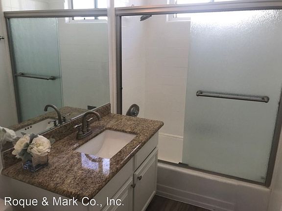 5th image of 943 6th St APT G