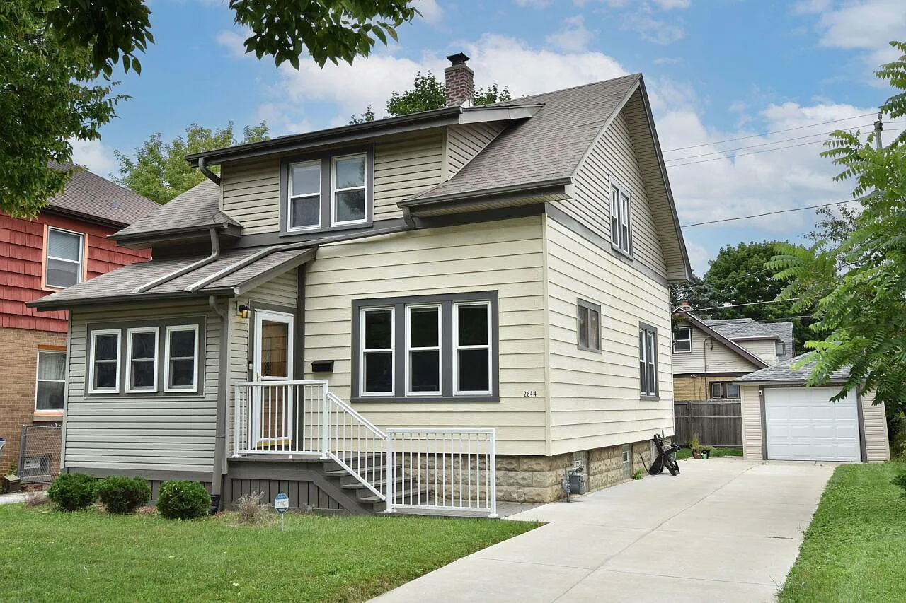 2844 North 58th STREET photo 1
