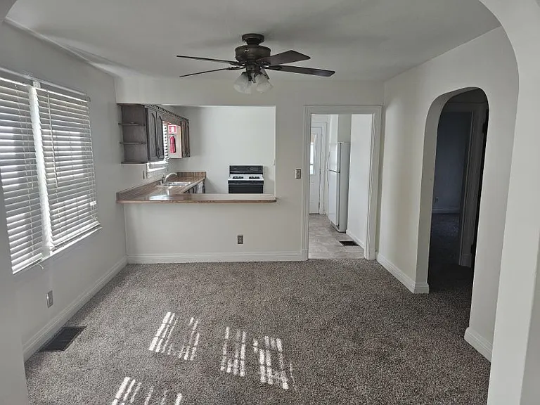 830 Packard Ave — Photo 5
