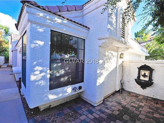 3rd image of 5228 Crooked River Cir