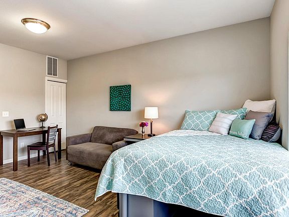 4th image of 54721 Burdette St #1115
