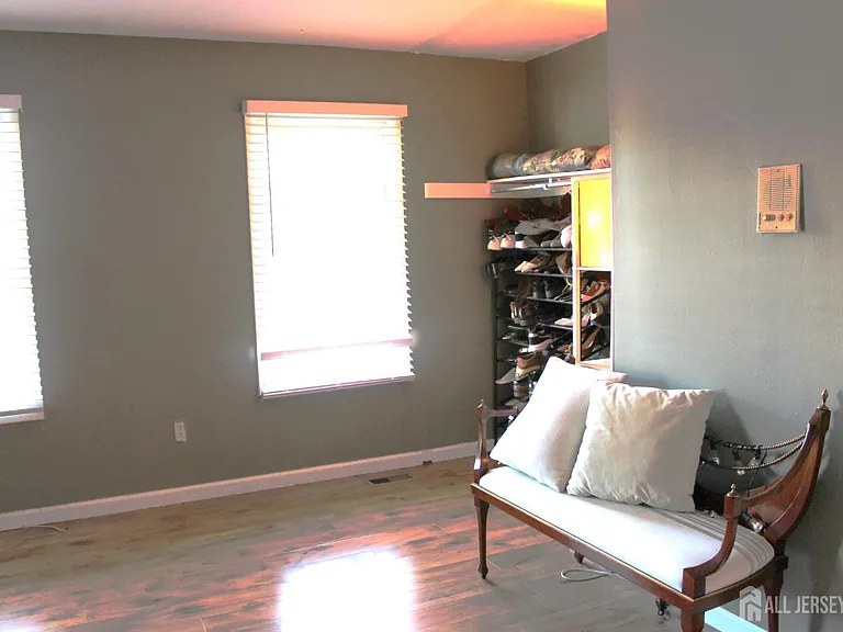 39 Independence Ct — Photo 29