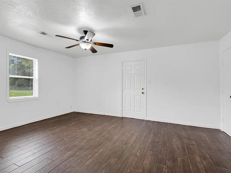 21630 Punkin St — Photo 32