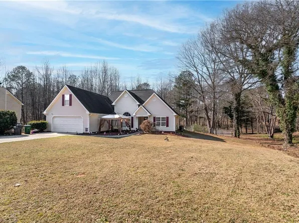 3740 Garnet Way, Snellville, GA 30039