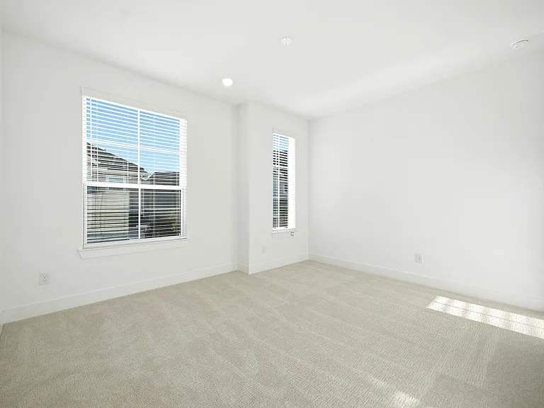 21202 Creeping Bentgrass Dr — Photo 27
