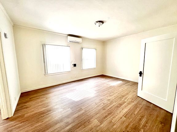 4th image of 2314 W Pico Blvd APT 11