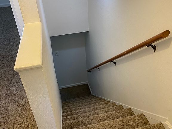4th image of 600 Pacific Ave #1