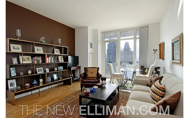 Rented by Douglas Elliman | media 23