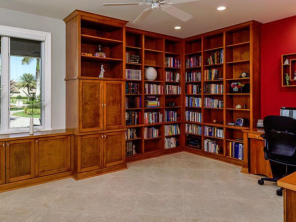 5th image of 7847 Sabal Lake Dr