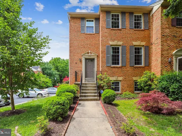 7230 Taveshire Way, Bethesda, MD 20817