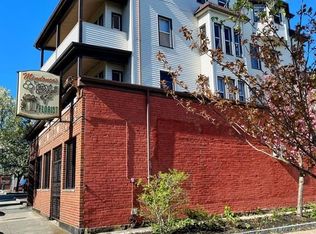 1370 Acushnet Ave, New Bedford, MA 02746