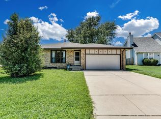 8904 E Funston Ct, Wichita, KS 67207