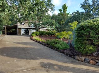 18450 N Shore Dr, Hidden Valley Lake, CA 95467