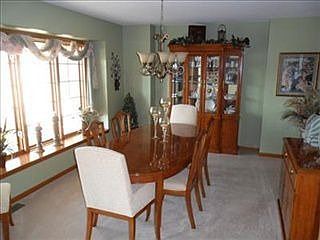2nd image of 3058 Woodbine Dr