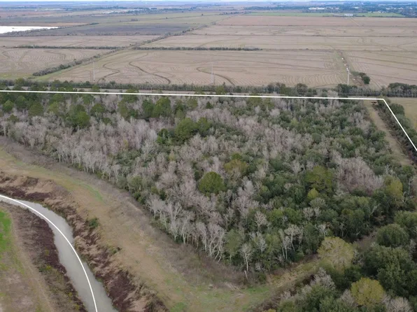 14000 State Highway 65, Winnie, TX 77665