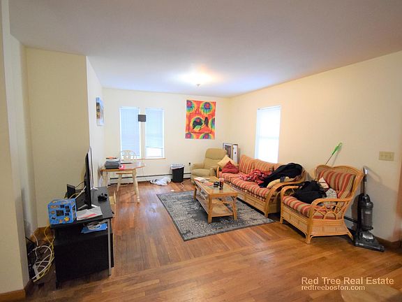2nd image of 551 Washington St