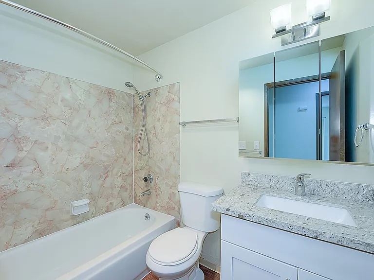 Stonebridge Apartments — Photo 57