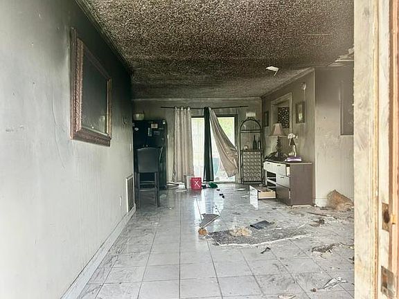 5th image of 10685 EMBER Street
