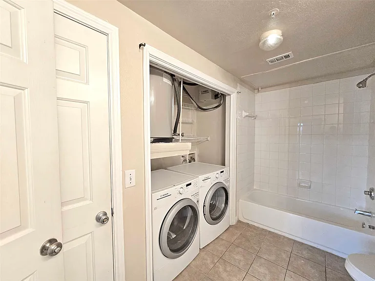 2320 Gracy Farms Ln #1123 — Photo 18