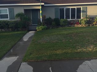 449 1/2 Flower St, Costa Mesa, CA 92627