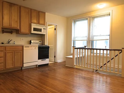 243 W Rittenhouse St #2C Photo 1