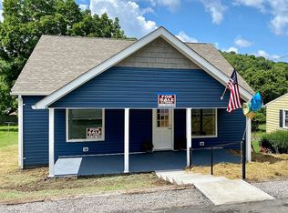 319 Hotel Ave, Tazewell, VA 24651