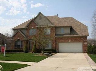 47611 Primm Dr, Macomb, MI 48042