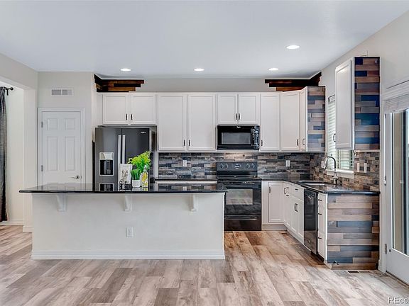3rd image of 3834 Donnington Circle