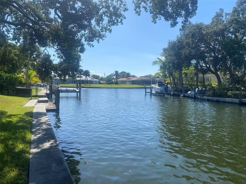 814 Paradise Way, Sarasota, FL - More
