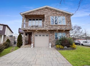 7 Knapp St, Staten Island, NY 10314