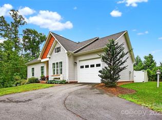 3620 Lake Dr, Morganton, NC 28655