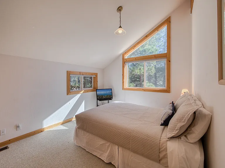 17054 Skislope Way — Photo 15
