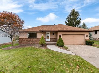 4440 Coral Gables Dr, Parma, OH 44134
