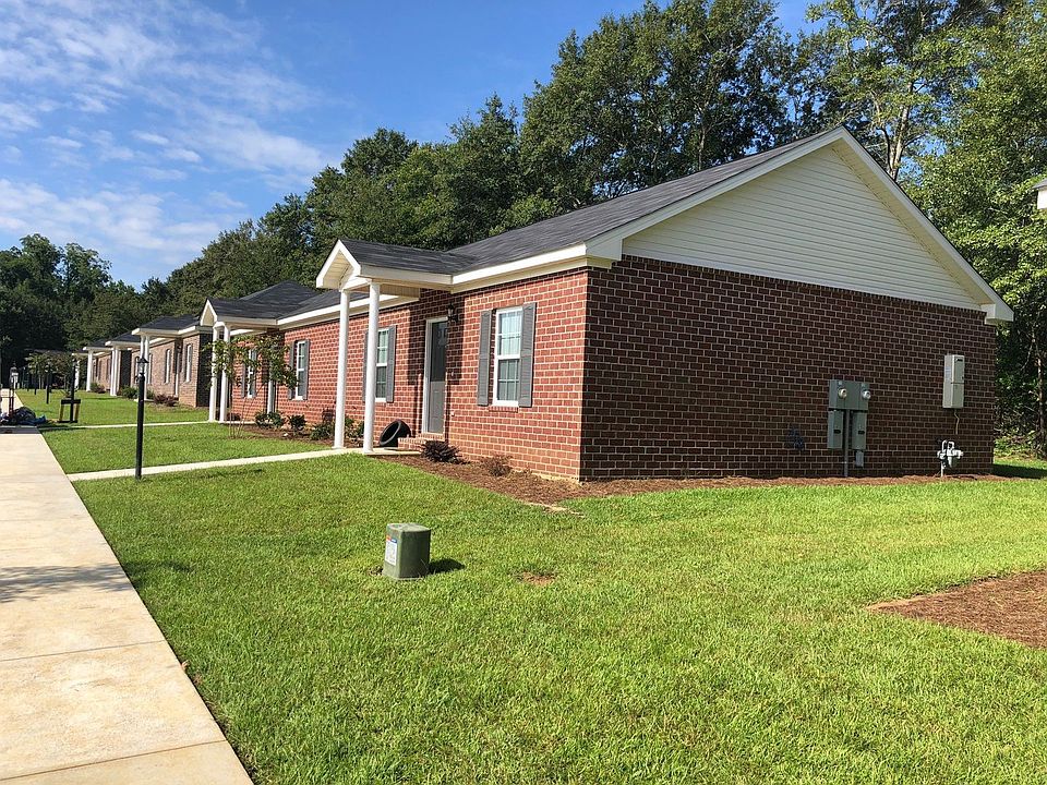 1st image of 130 Bonielane Dr