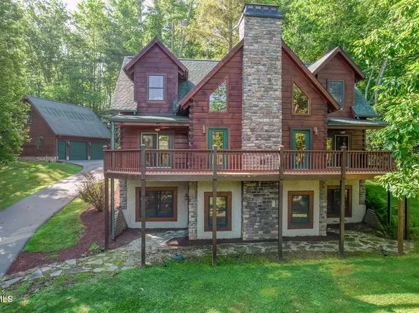 503 Bankers Bnd, Mountain City, TN 37683