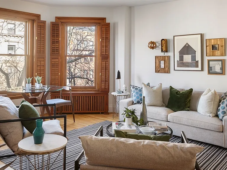 413 Beacon St #5 — Photo 4