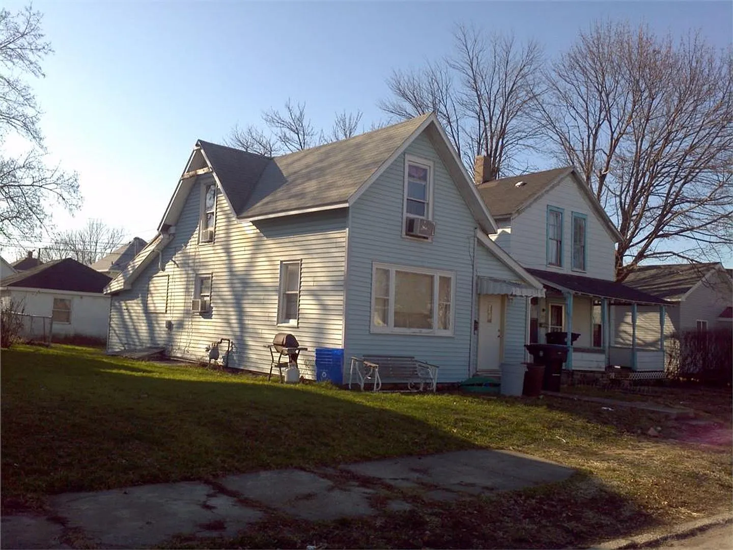MGAM-330 Mayne St — Photo 1