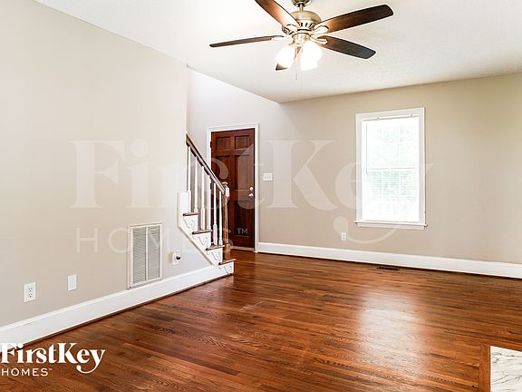 2nd image of 408 Indian Hill Rd