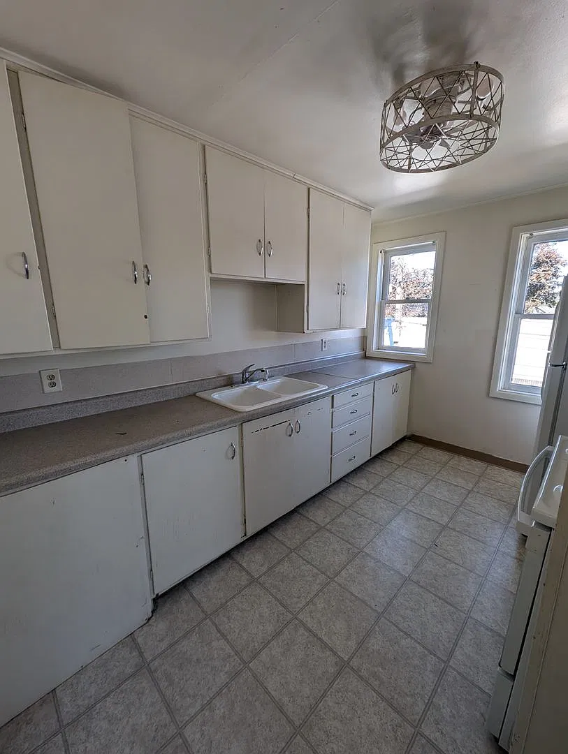 190 SE Mill St — Photo 4
