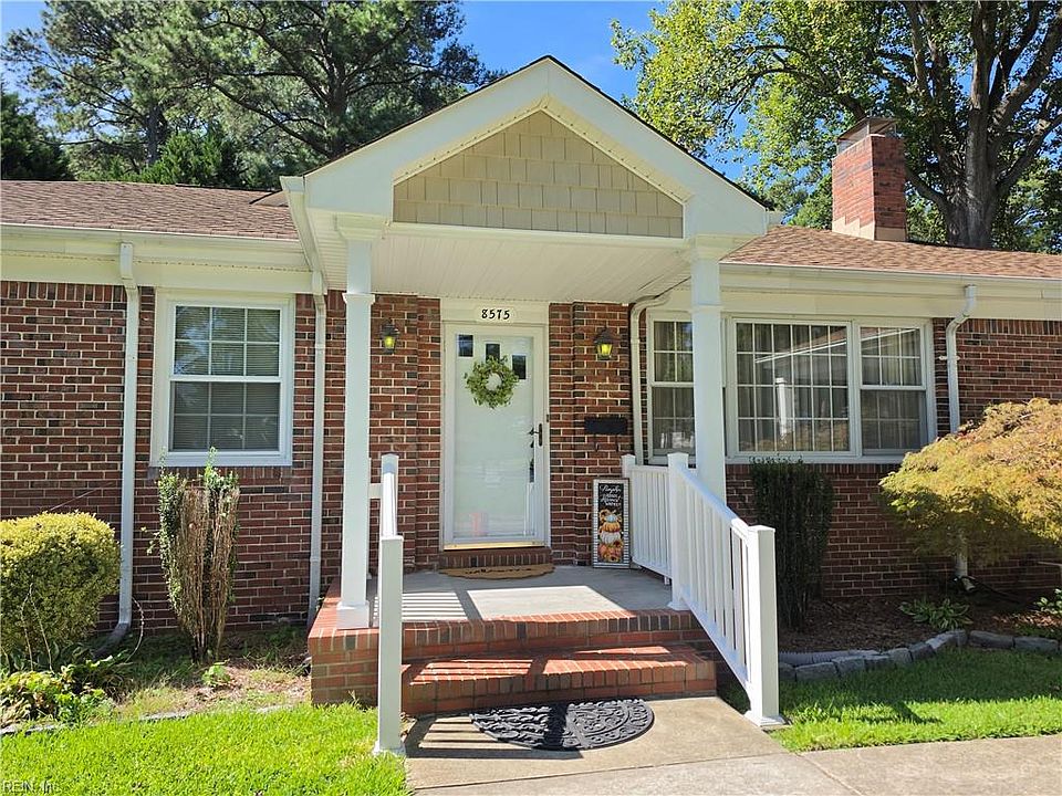 1st image of 8575 Circle Dr