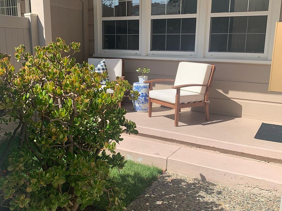 1st image of 242 E California Blvd APT A