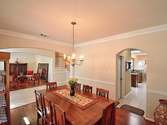 5th image of 1110 Rock Green Ct