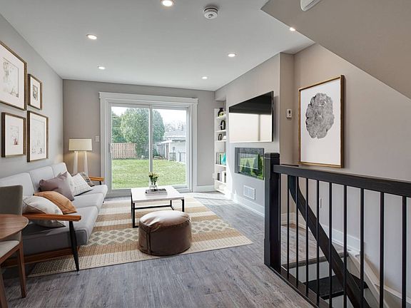 3rd image of 226 Clarke St N #10