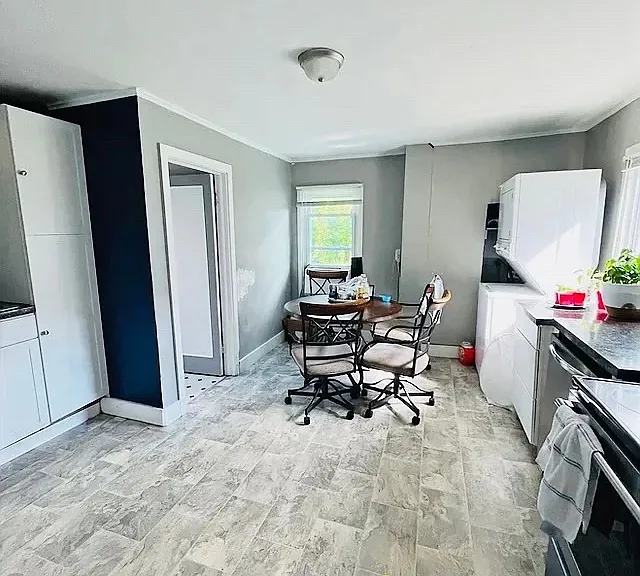 156 Oak St #A — Photo 6